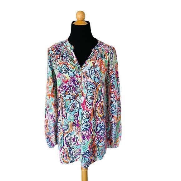 Lilly Pulitzer Women's XS Elsa Silk Smocked Top in What A Catfish Multi - Picture 1 of 12